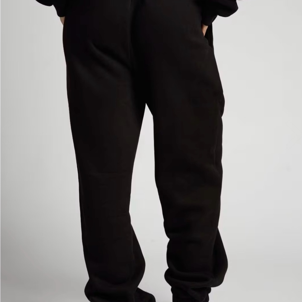 Comfrt Minimalist Joggers